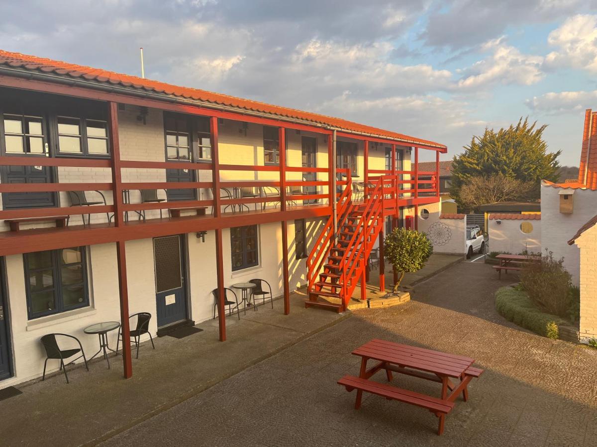 Danhostel Sandvig アリンエ エクステリア 写真